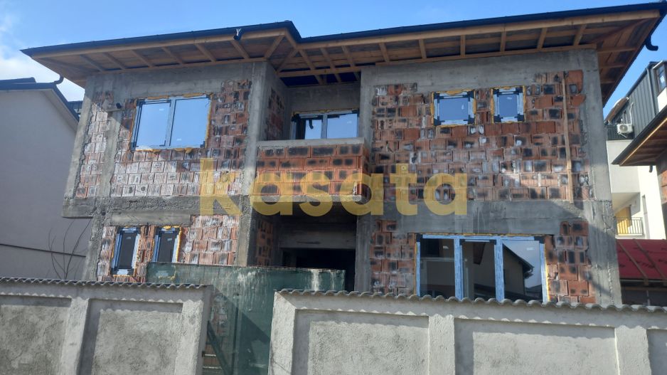 Vilă 4 camere Diamantului | Curte 250 mp, pompă căldură - Poză 5