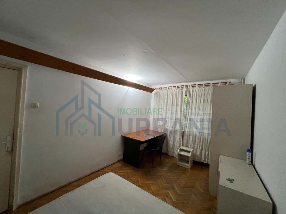 Apartament 3 camere decomandat, 2 camere disponibile, la 5 minute de mers pe jos de Palas - Poză 1