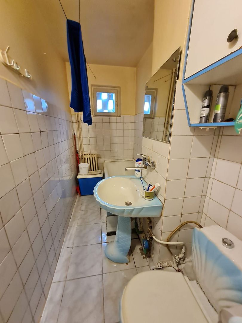 Apartament modest în zona Dacia - Poză 12