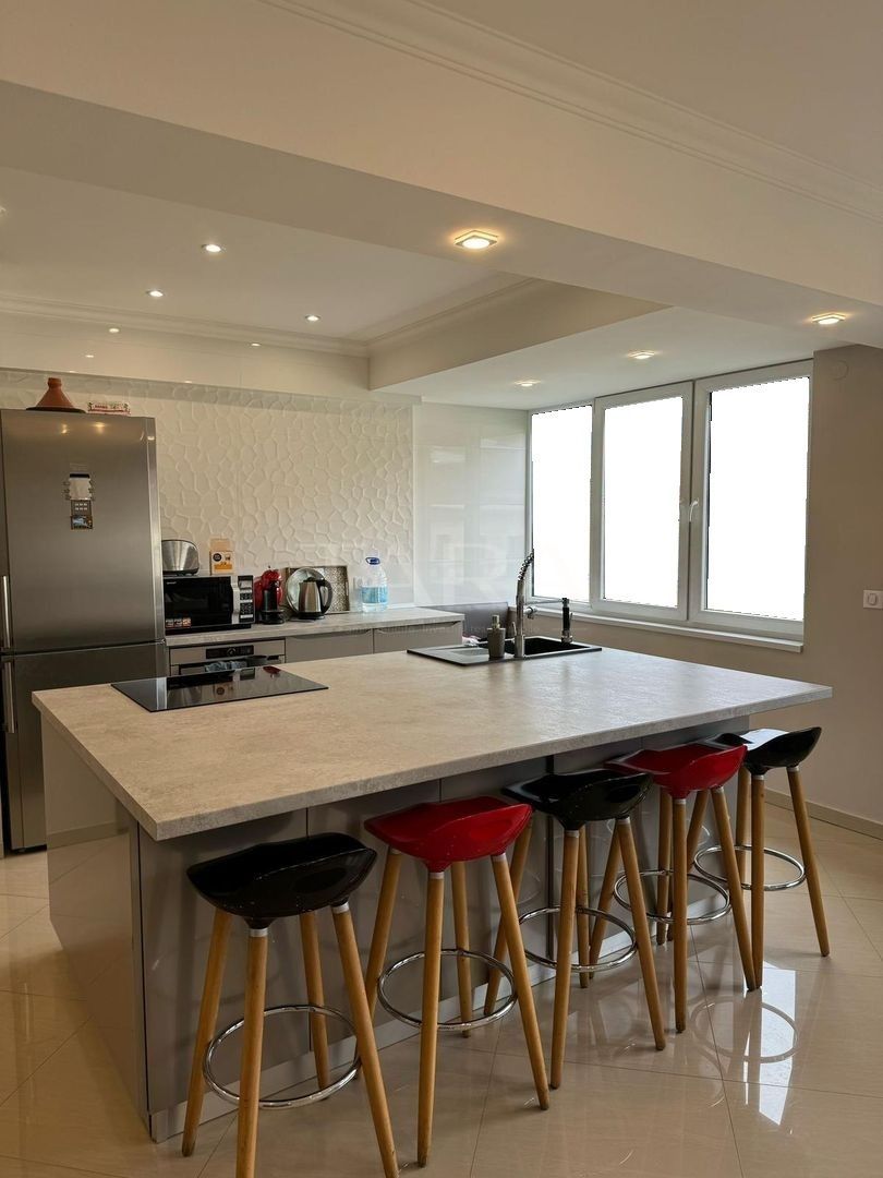 Apartament Ultrafinisat, 2 Camere – zona Piața Unirii - Poză 3