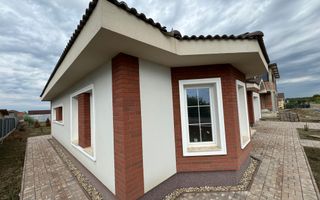 Mosnita Veche-Casa Individuala-Finisaje la Alegere - Poză 16