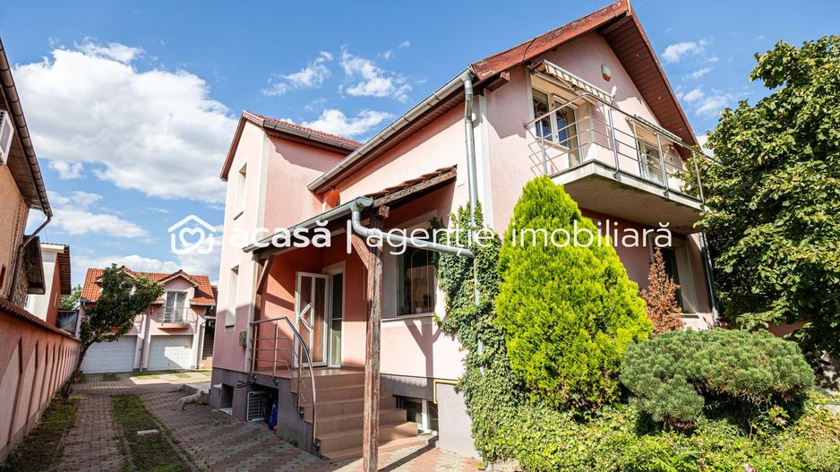 Vilă cu 6 camere în zona rezidențială - Poltura - Poză 7