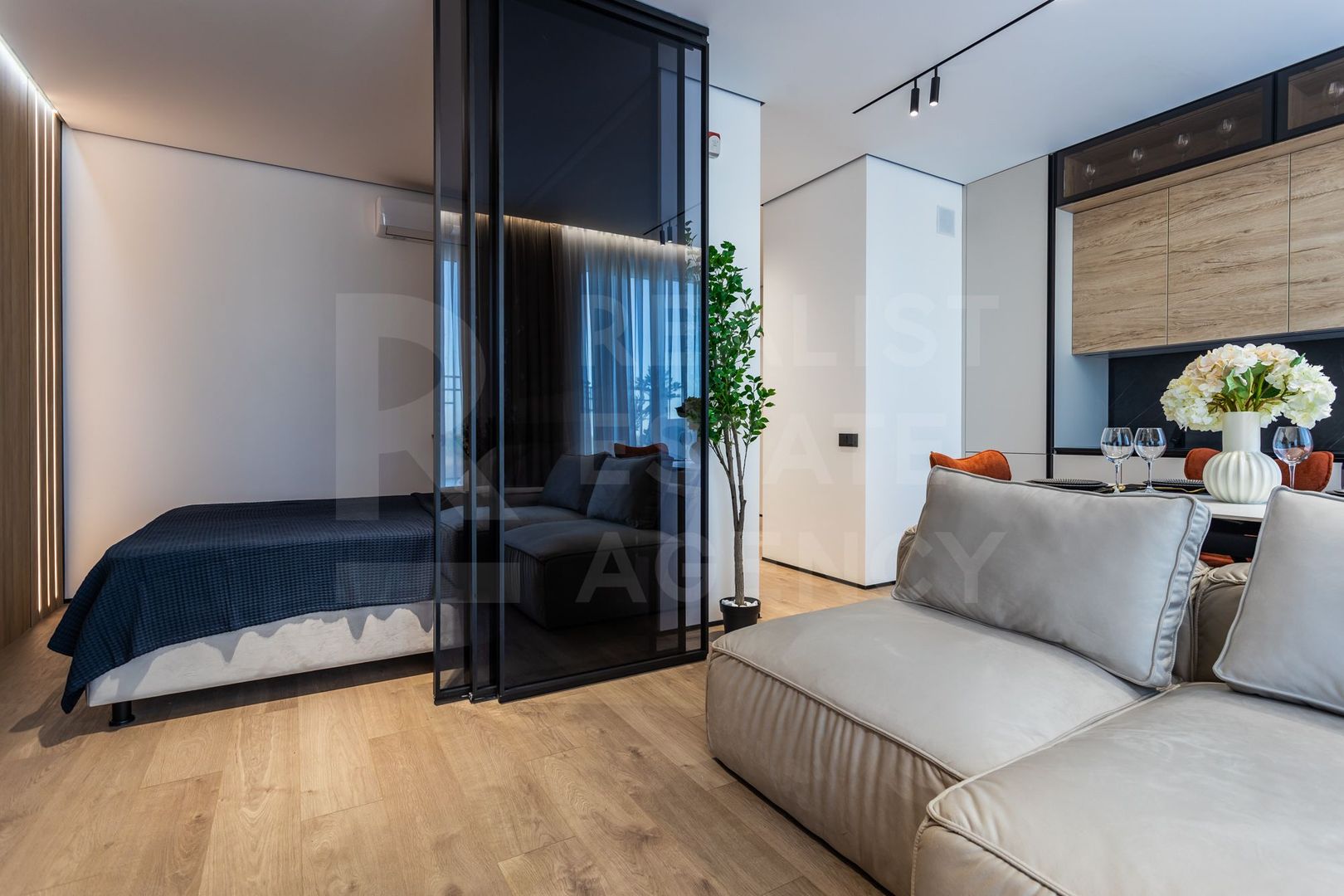 Vânzare, apartament, 1 cameră + living, bd. Mircea cel Bătrân, Ciocana - Poză 10