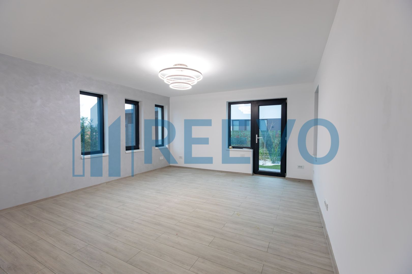 Casă Premium P+1E – 140 mp utili | Gherăiești | Curte amenajată - Poză 7