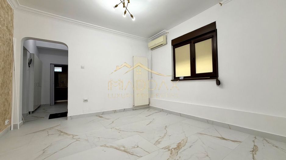 Spatiu comercial *3 camere* // Piata Dorobantilor - Poză 1