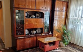 Apartament cu 4 camere, zonă verde, aproape de pădure. - Poză 2