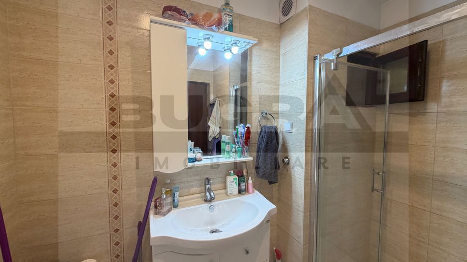 Apartament de 2 camere, decomandat, 54 mp, 2 parcari, zona Garii - Poză 8