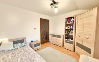 Duplex cu 4 camere si 2 bai complet mobilat si utilat in Giroc langa Zone 2. - Poză 19