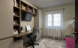 Apartament 3 camere decomandate în Mănăștur, zona Flora, parter înalt. - Poză 2