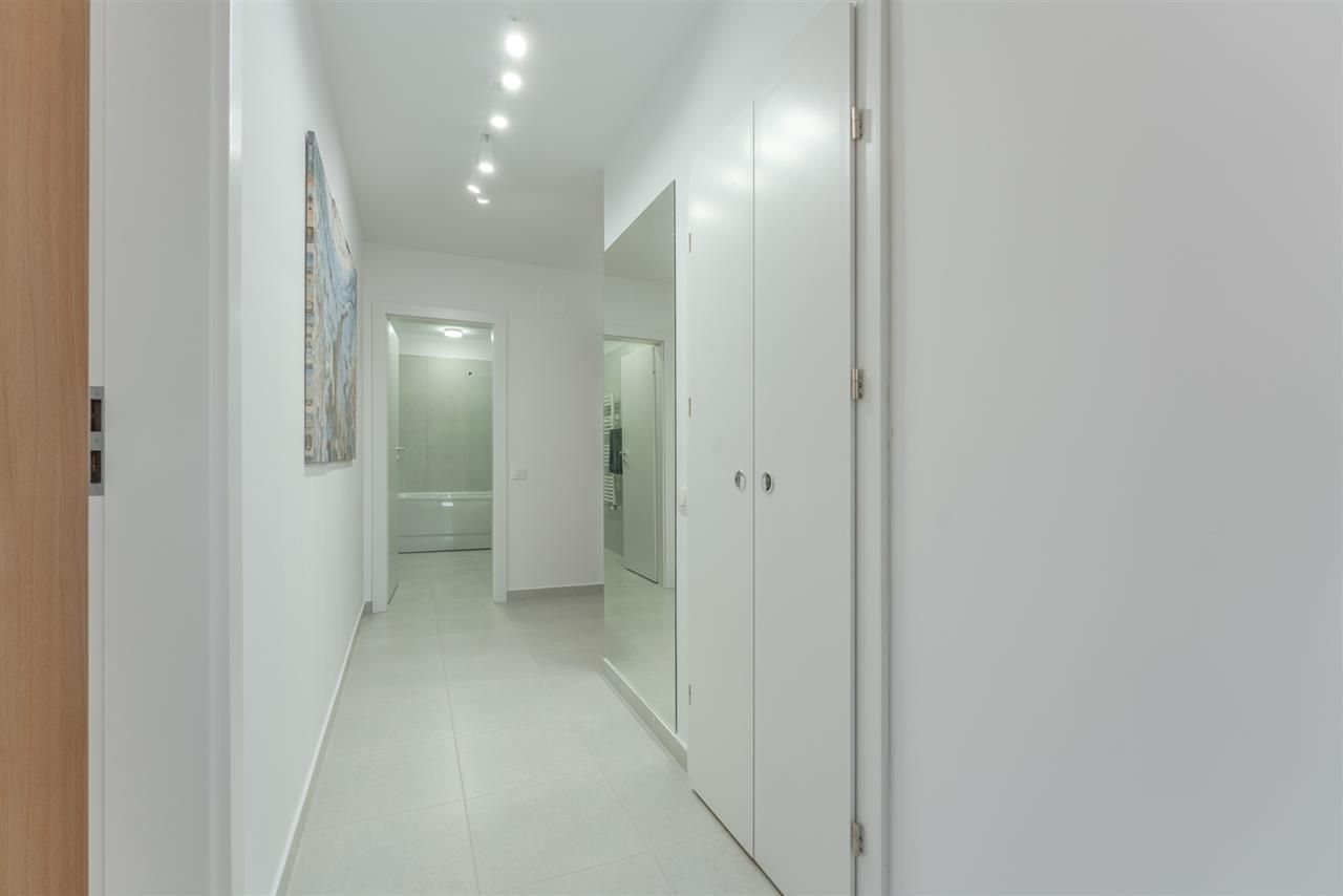 Apartament Urban Plaza cu loc de parcare - Poză 13