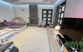 Locuinta eleganta cu finisaje premium - Poză 4