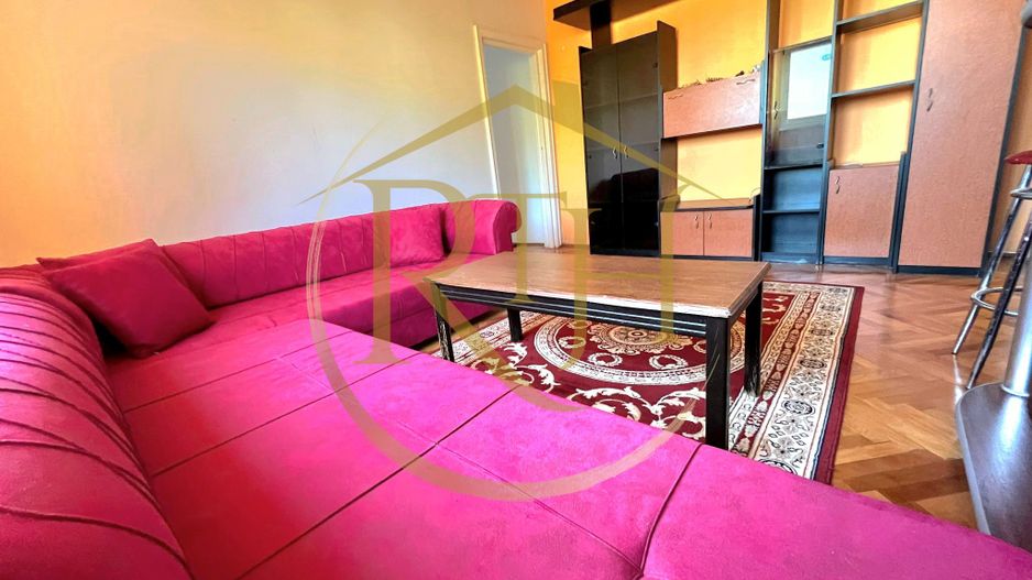 Inchiriez apartament cu 3 camere zona Olimpia , 380 euro/luna. - Poză 3