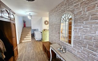 Casa noua, 6 camere, 2763 mp teren, comuna Vintu de Jos - Poză 3