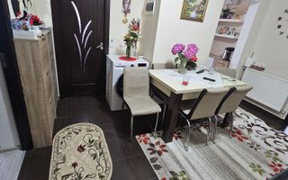 Vând apartament 2 camere decomandat - Poză 7