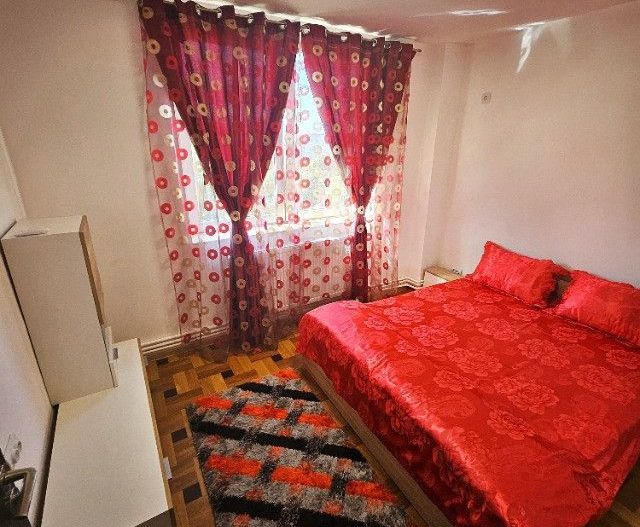 APARTAMENT RENOVAT METROU ZONA GARA DE NORD - Poză 4