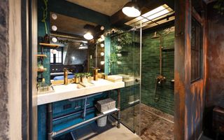 Bijuterie arhitecturală cu dotări smart in centrul Brasovului - Poză 30