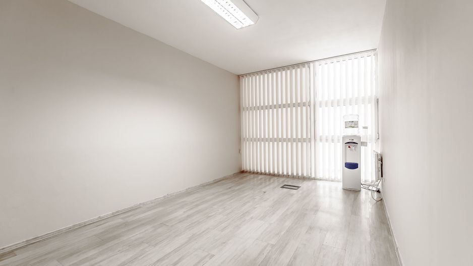 Birou de inchiriat ultracentral, la parter - Poză 3