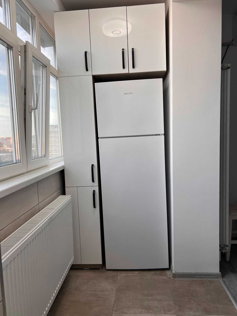 Garsonieră 30 mp, renovată, mobilată, 3 lifturi, metrou 2 minute - Poză 7