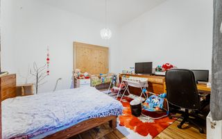 Apartament cu 3 camere central - Poză 4