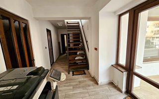 Spatiu de birouri/servicii , 165 mp utili, ultracentral - Poză 3