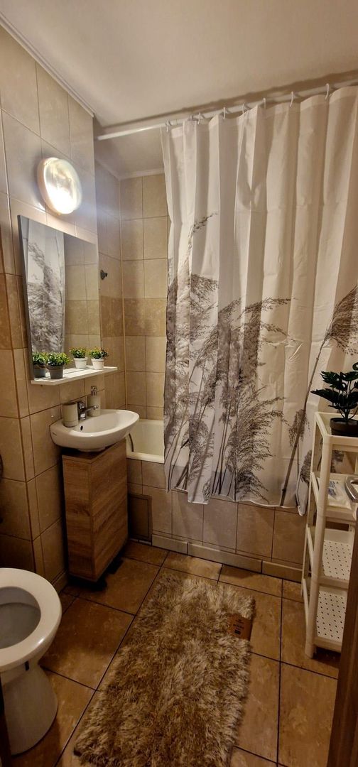 Garsonieră modernă, etaj 2, AC, 5 min metrou Titan - Poză 4