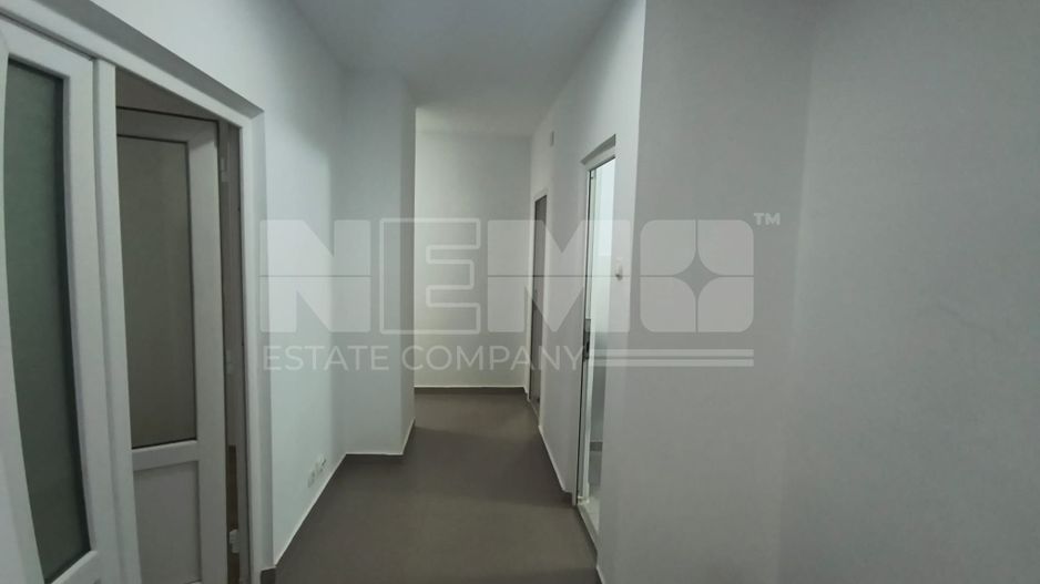 Apartament 3 camere, Obcini, parter, ideal birouri/cabinete - Poză 5