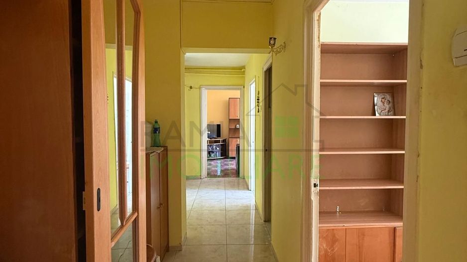 Apartament 3 Camere Decomandat, Etaj 1, Tractorul - Poză 5