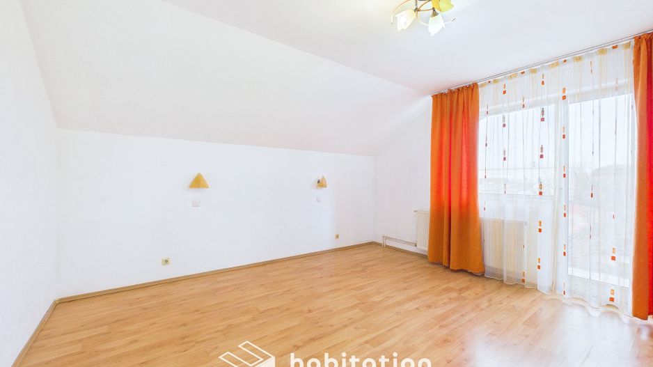 Casă ideală familie sau birou, cu curte și garaj | Braytim - Fratelia - Poză 21