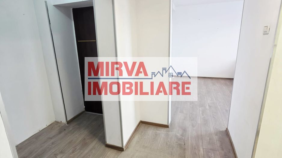 Apartament 3 camere, 2 băi cu geam, balcon generos – Republicii - Poză 10