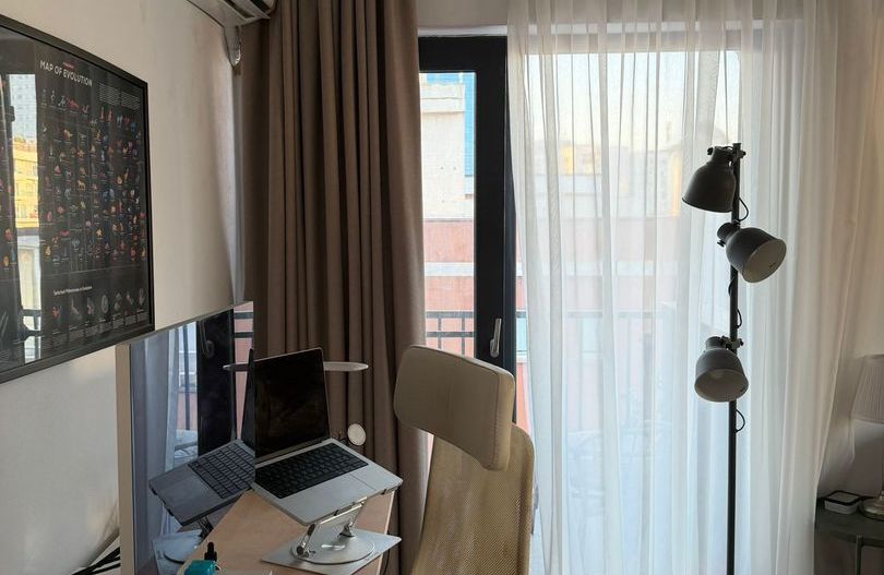 Studio premium,Piața Victoriei, 43 mp, bloc nou, terasă spațioasă. - Poză 4