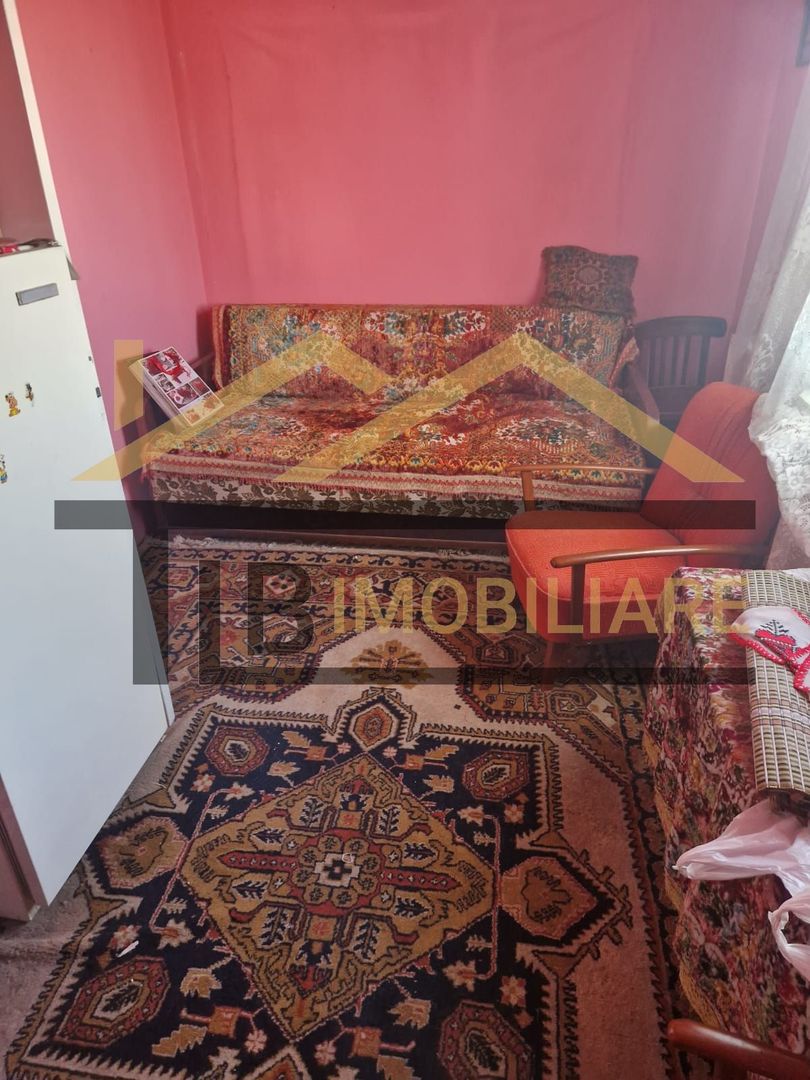 Apartament de 3 camere, 45mp, Zona Parangului - Poză 1