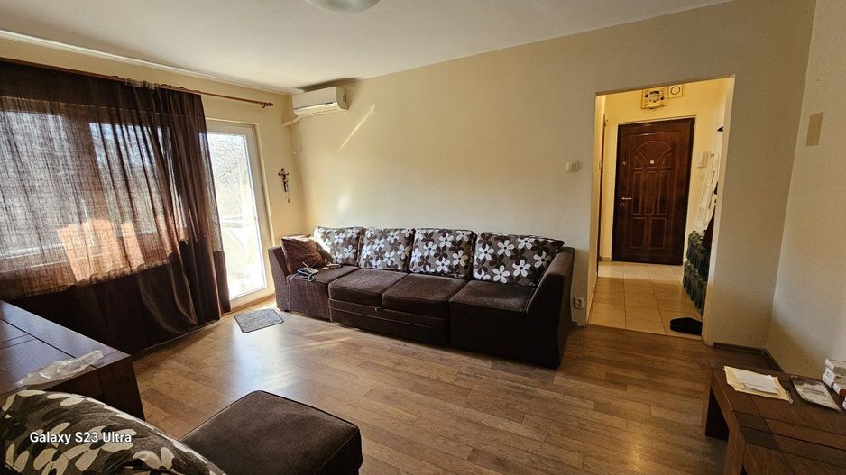 Apartament 4 Camere , et.3/4, Berceni-Racovita - Poză 2