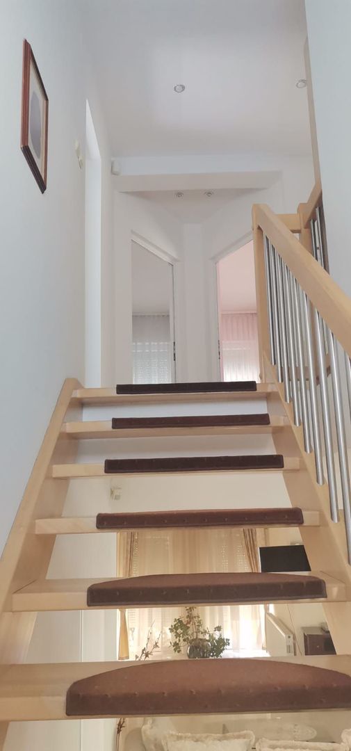 Casă deosebită în Fratellia, cu teren 657 mp - Poză 27