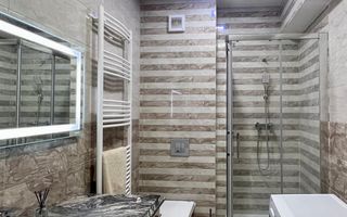 Apartament cu 3 camere – 13 Decembrie,  Coresi la 5 minute pe jos. - Poză 11