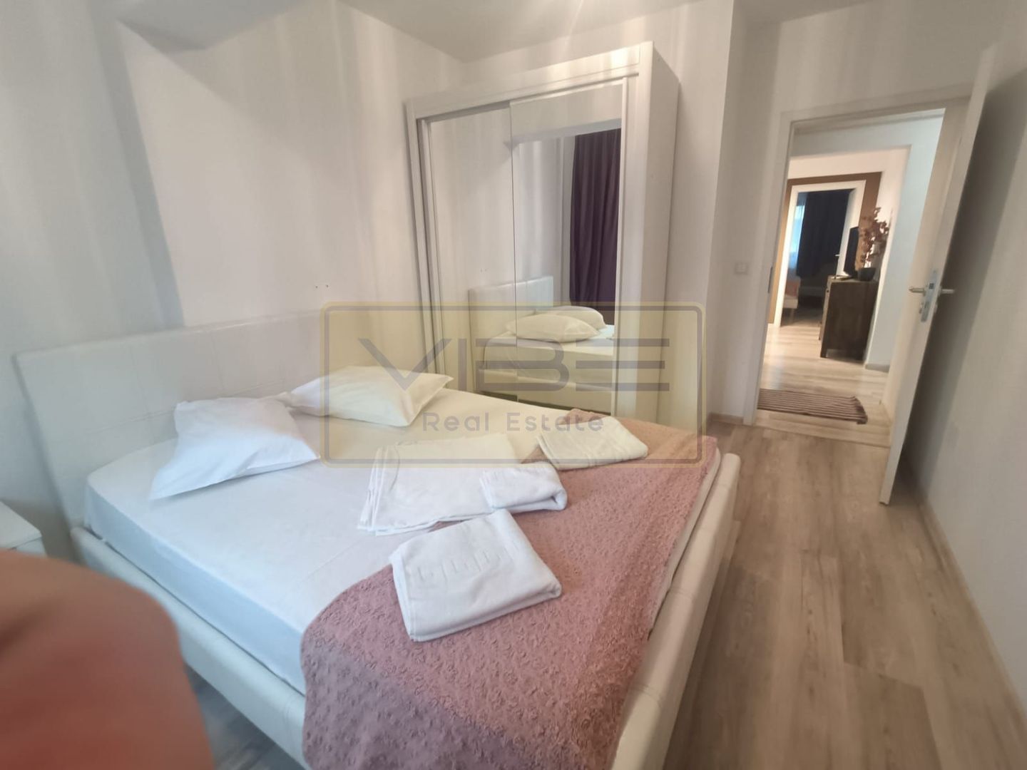 Apartament 3 camere Bloc nou Parcare subterana 15 min de UMF - Poză 1