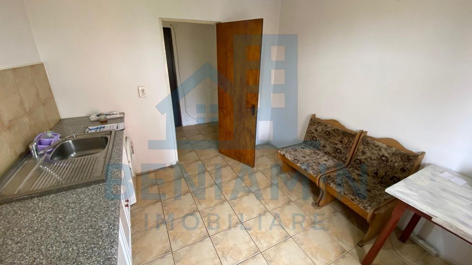 2 camere decomandat, etaj 3/4, boxa, aproape de Spitalul Judetean - Poză 5