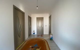 Castelu (COD 07) Casă 4 camere cu teren de 625 mp - Poză 7