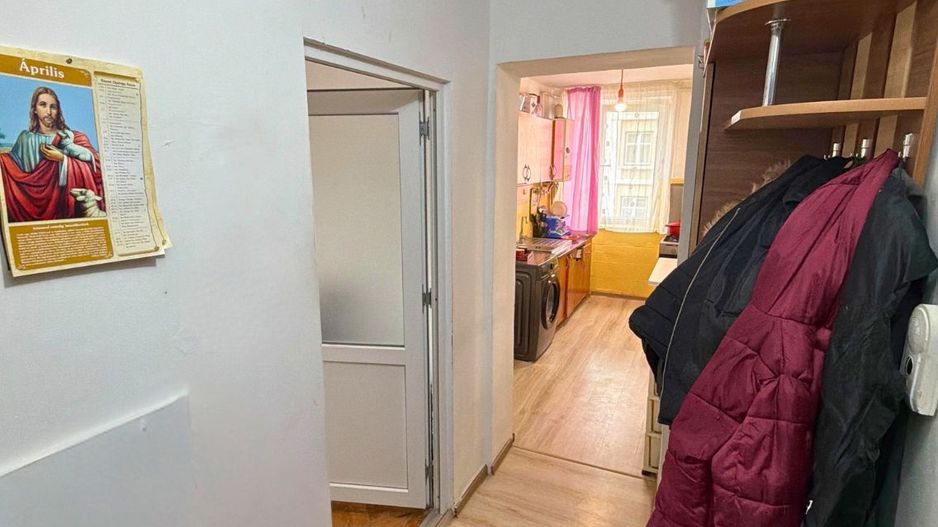 Apartament 2 camere 46 M² + balcon 10 M² cu priveliste Simeria - Poză 8