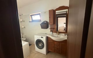 Casa centrala zona Siloz P+M - Poză 14