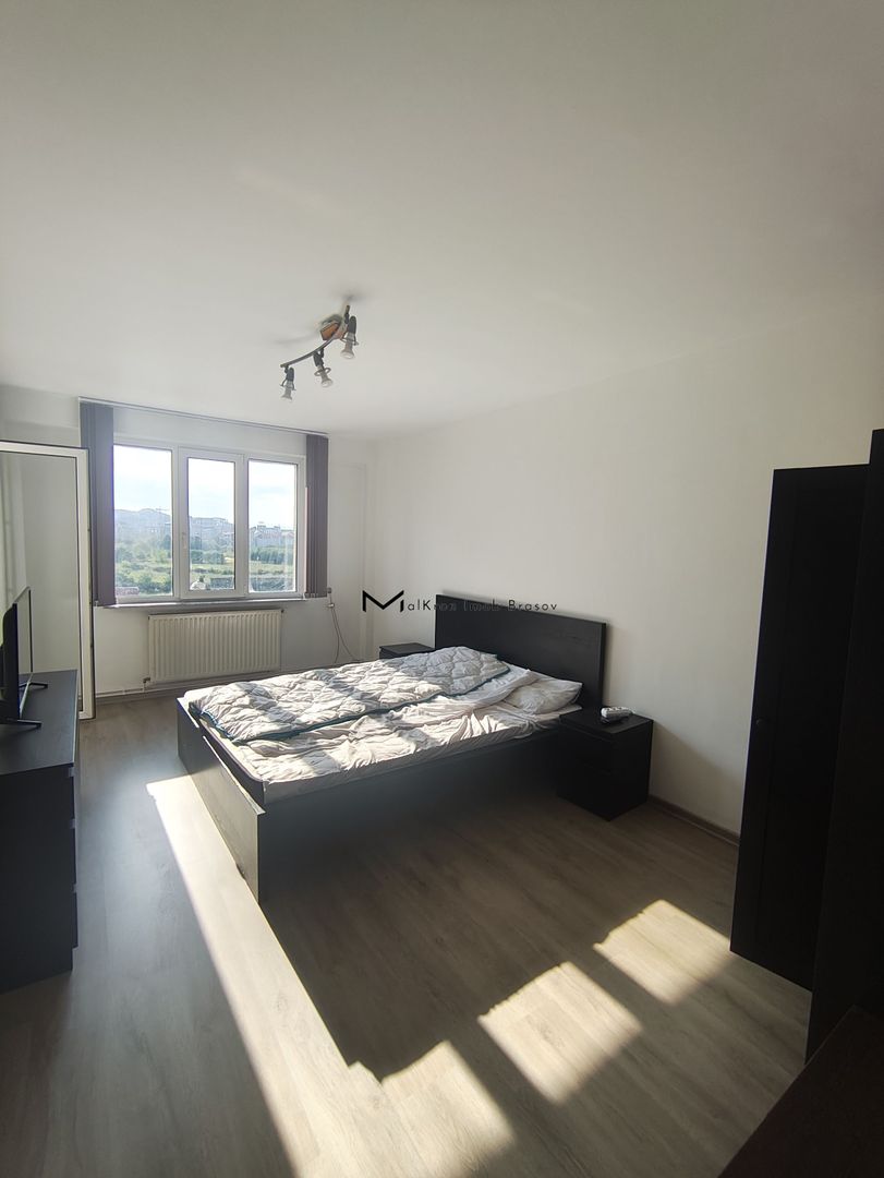 Apartament de inchiriat 3 camere - Poză 1
