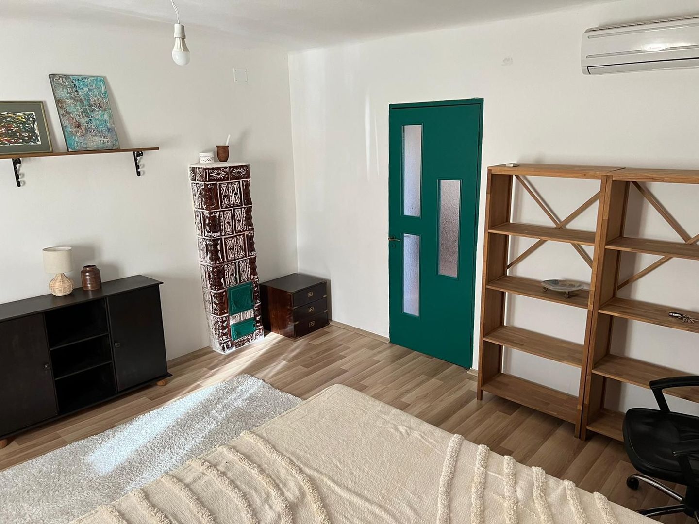 APARTAMENT 2 CAMERE LA CURTE COMUNA - Poză 8