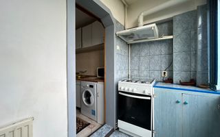 Apartament de vânzare - Zona Vasile Aaron - Poză 11