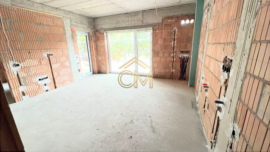 Apartament 2 Camere-43,30MPU-Parter-Terasa-Parcare - Poză 3