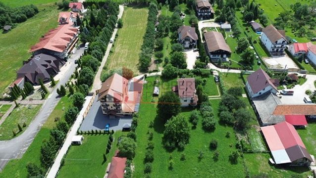 PROPIETAR URGENT Casa duplex BRAN arpox 300m utili, 1300mp teren - 2 case la pret de 1 apartament !! - Poză 21