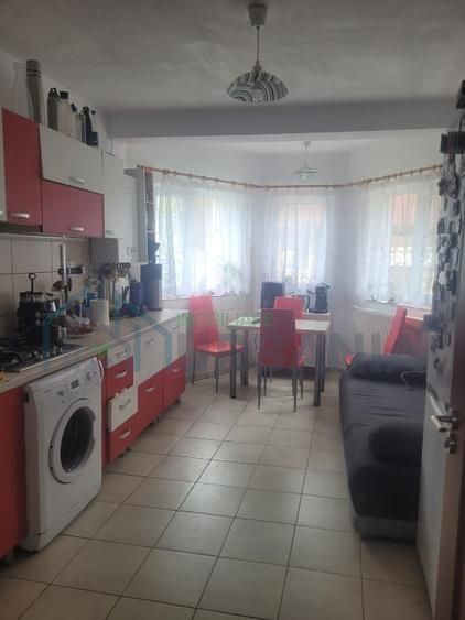 Casa cu teren in Breazu, Rediu - 4 camere, 700 mp teren - Poză 6