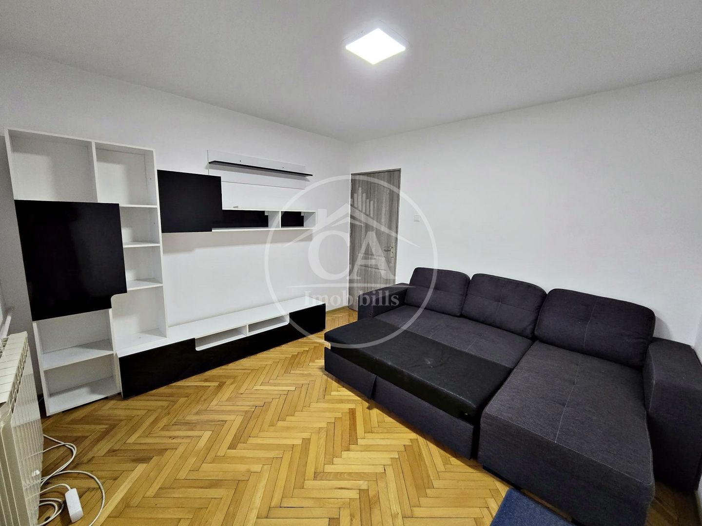 Apartament cu 4 camere de închiriat în zona Decebal, Oradea - Poză 3