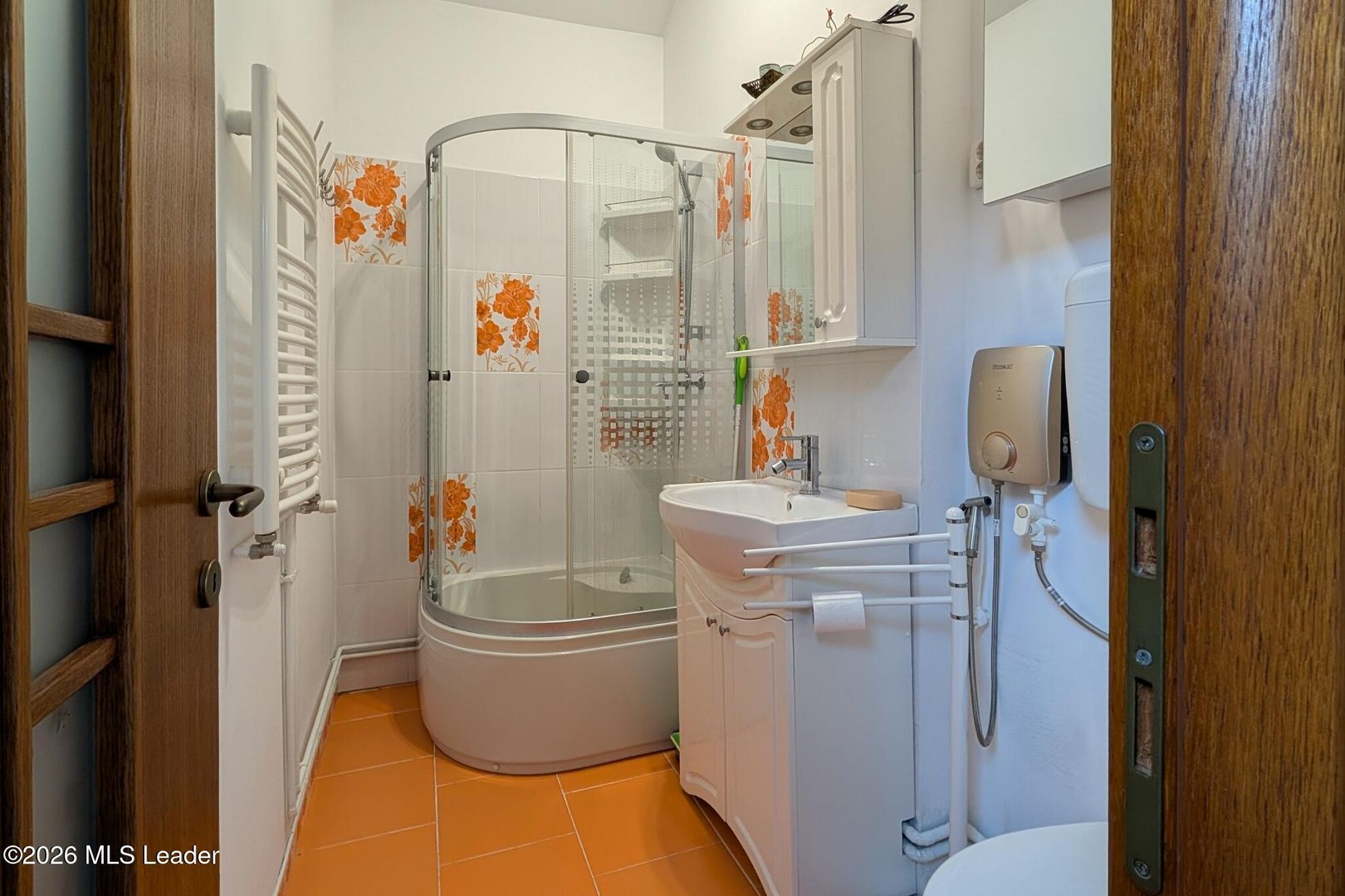 Parc Bazilescu - Str. Nuvelei 95, Casa P+M, 173 mp utili, teren 288 mp - Poză 23