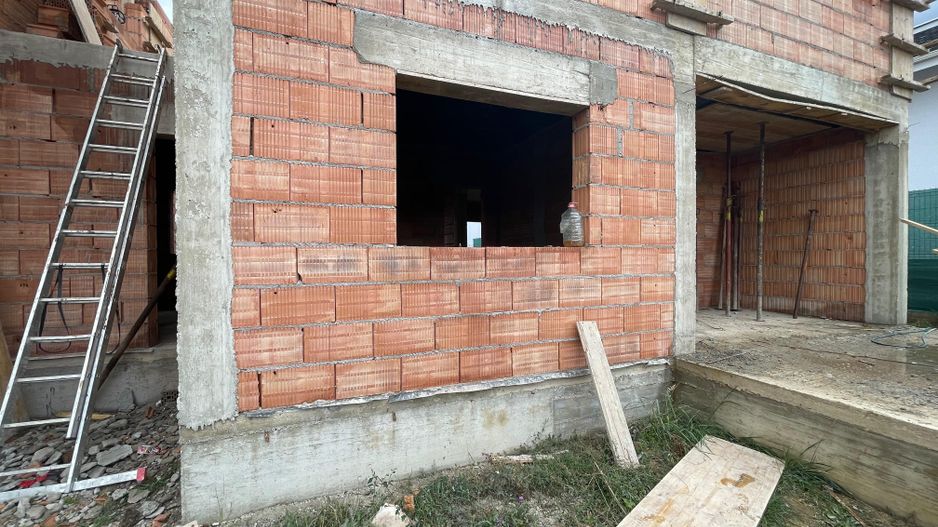 Duplex cu 5 camere, despărțit prin cameră tehnică-205.000€ |Urseni| - Poză 10