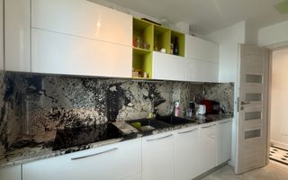 Apartament cu 3 camere 2 bai langa iulius Mall view spre lac - Poză 2