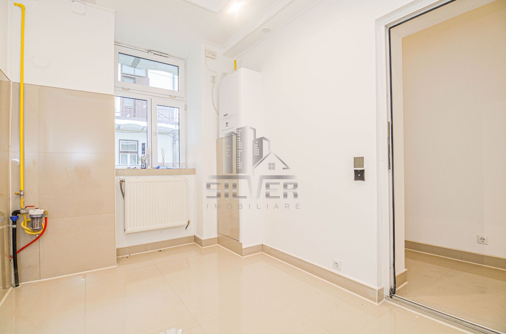 Apartament / Birou 2 camere decomandate in zona Centrala Cluj-Napoca - Poză 8